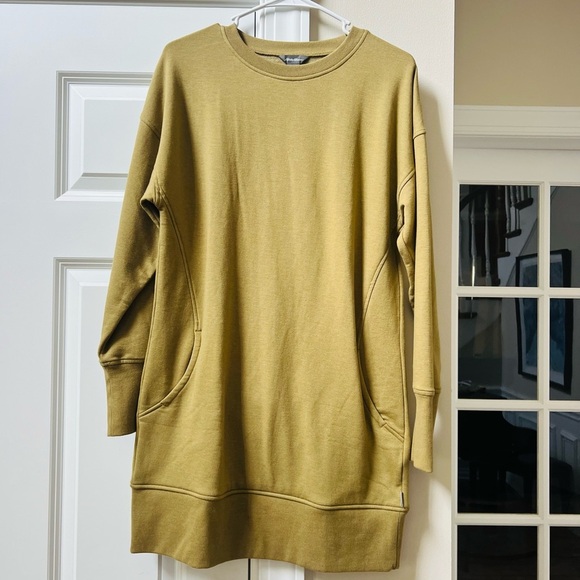 Eddie Bauer Sweaters - Eddie Bauer Olive Green Crew tunic sweatshirt size xs